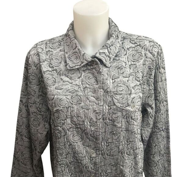 Chico’s Gray Silver Rose Embossed Pattern Button Front Jacket sz 3/ XL - Picture 3 of 9